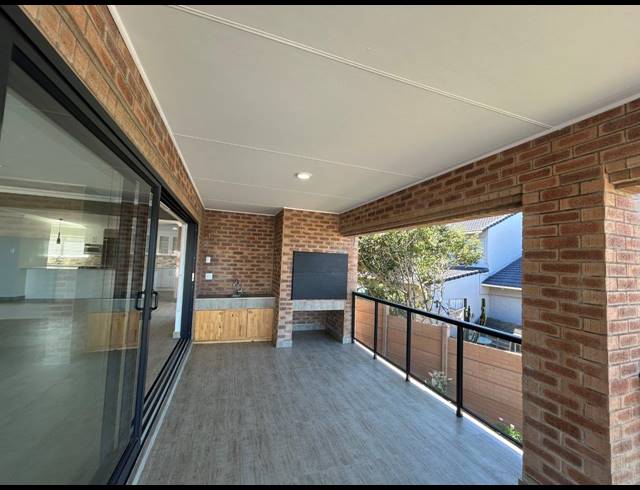 4 BEDROOM HOUSE FOR SALE IN WAVECREST